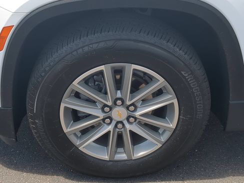 Certified 2023 Chevrolet Traverse LT w/ LPO, Floor Liner Package AWD/4WD image 32