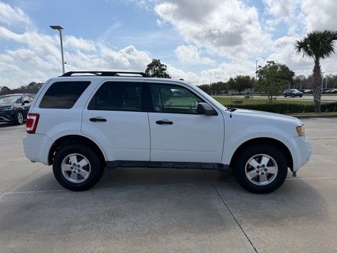 Used 2011 Ford Escape XLT w/ Cargo Pkg image 6