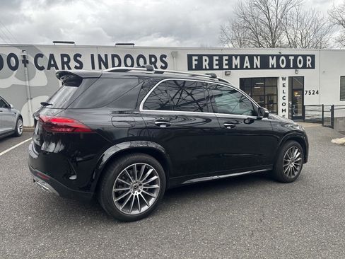 Used 2024 Mercedes-Benz GLE 350 4MATIC w/ AMG Line Exterior image 4