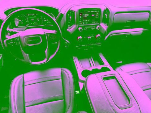Used 2021 GMC Sierra 1500 Denali w/ Denali Ultimate Package AWD/4WD image 18