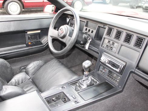 Used 1989 Chevrolet Corvette Convertible RWD image 12