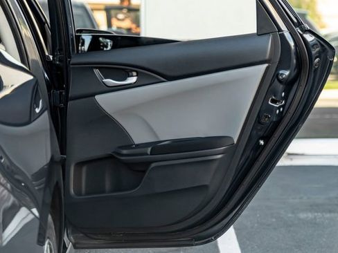 Used 2020 Honda Civic LX image 28