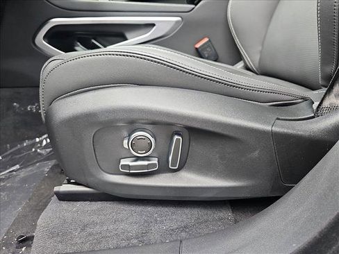 New 2026 Jaguar F-PACE R-Dynamic S AWD/4WD image 27