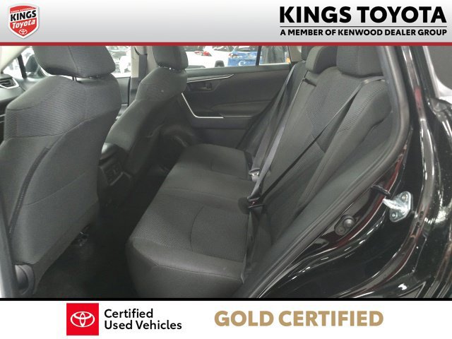 Certified 2025 Toyota RAV4 LE FWD image 9