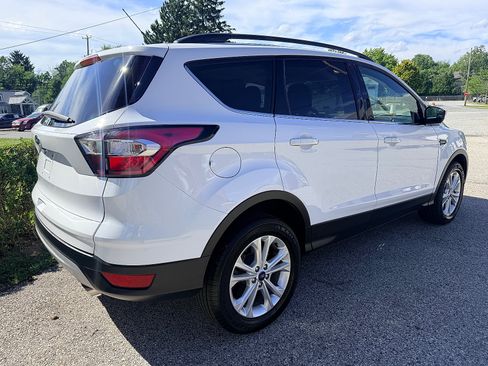 Used 2018 Ford Escape SE AWD/4WD image 4