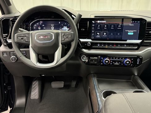 New 2026 GMC Sierra 2500 SLT w/ SLT Premium Package AWD/4WD image 28