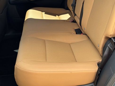 Certified 2025 Lexus RX 350 Premium w/ Accessory Package (Z1) FWD image 25