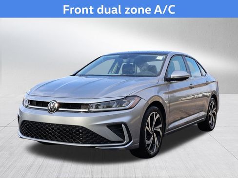 New 2026 Volkswagen Jetta SEL image 4