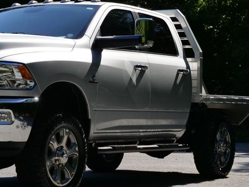 Used 2018 RAM 2500 Big Horn image 47