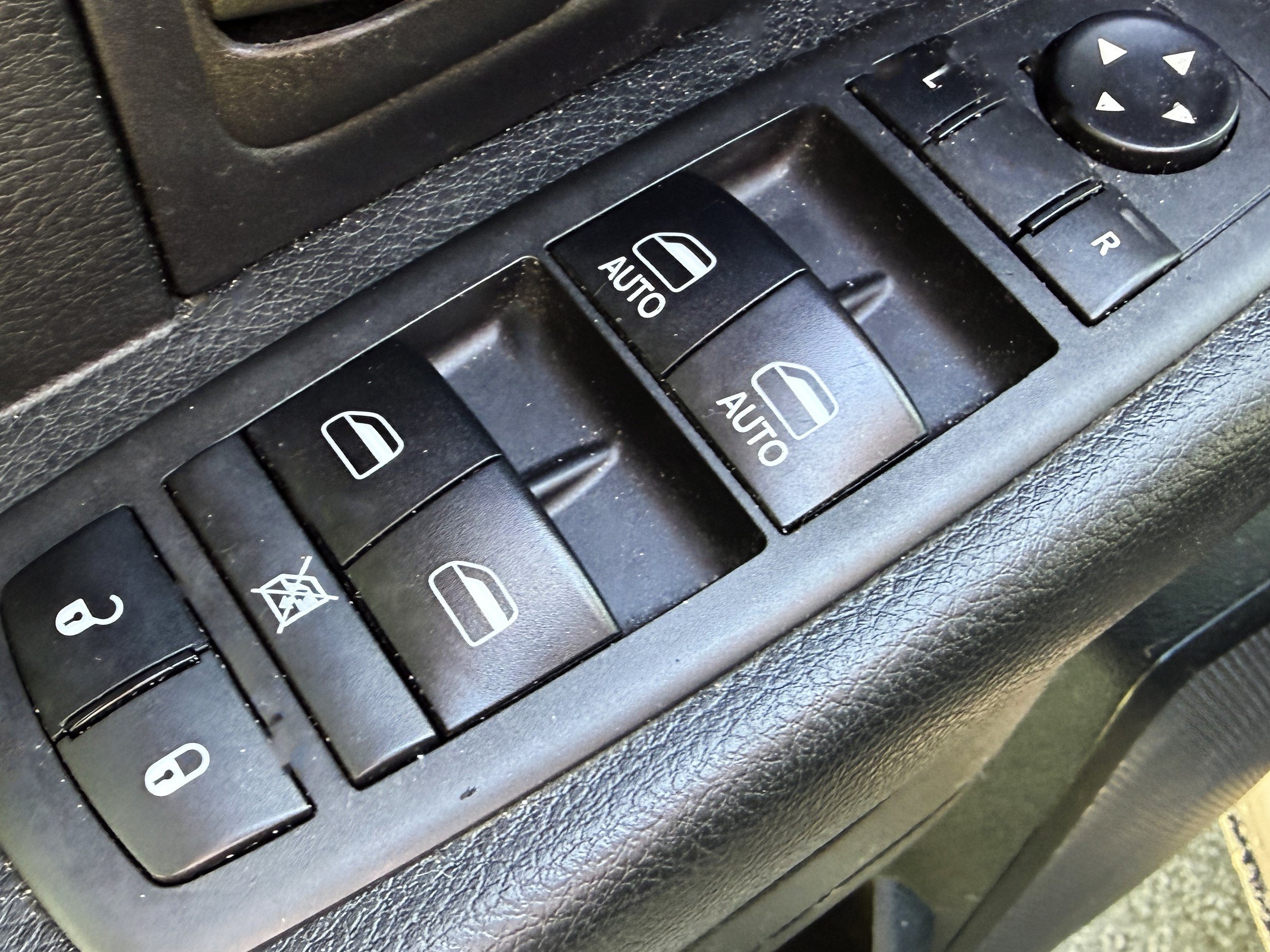 Used 2018 RAM 1500 Express w/ Express Value Package AWD/4WD image 5