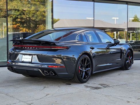 New 2026 Porsche Panamera Turbo image 9