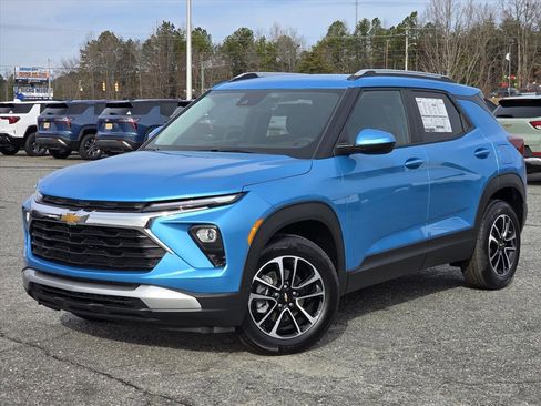 New 2026 Chevrolet TrailBlazer LT w/ Convenience Package image 2