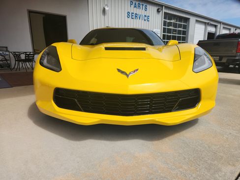 Used 2014 Chevrolet Corvette 3LT w/ 3LT Preferred Equipment Group image 10
