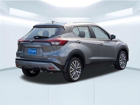 Used 2024 Nissan Kicks SV FWD image 6