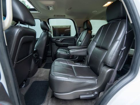 Used 2012 Chevrolet Tahoe LT w/ All-Star Edition AWD/4WD image 17