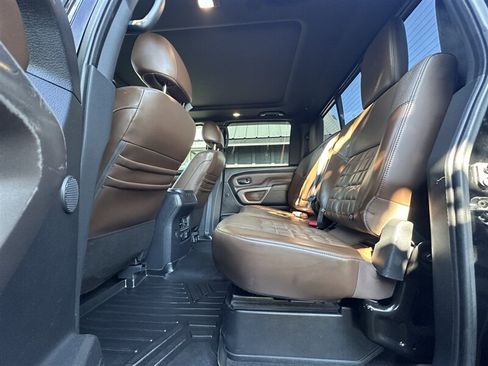 Used 2021 Nissan Titan Platinum Reserve w/ Moonroof Package AWD/4WD image 13