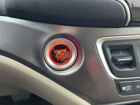 Used 2019 Honda Pilot EX-L image 19