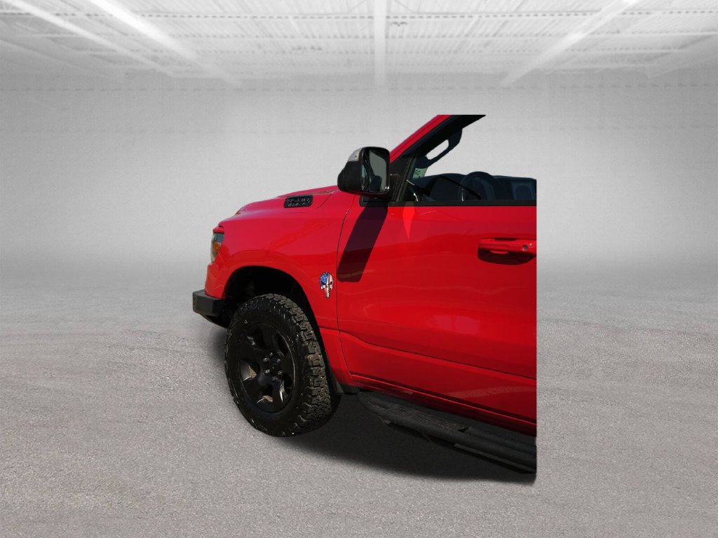 Used 2020 RAM 1500 4x4 Crew Cab image 41