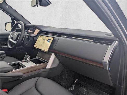 New 2026 Land Rover Range Rover Long Wheelbase SE AWD/4WD image 27