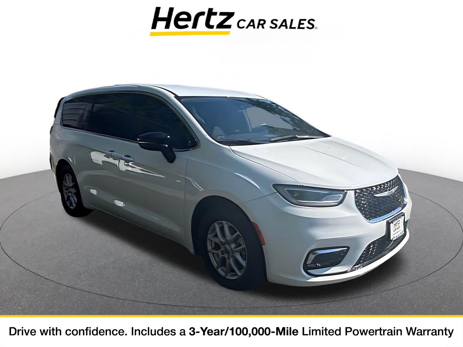 Used 2024 Chrysler Pacifica Touring-L FWD image 1