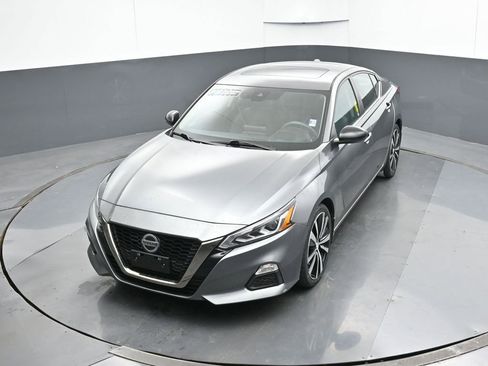 Used 2021 Nissan Altima 2.0 SR image 43