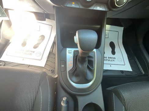 Used 2021 Kia Forte LXS FWD image 20