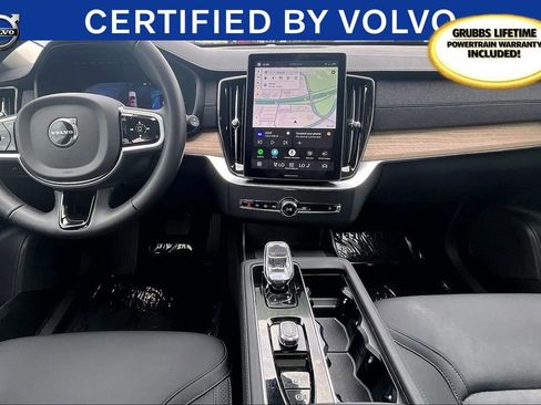 Certified 2025 Volvo XC90 T8 Plus w/ Protection Package Premier image 21