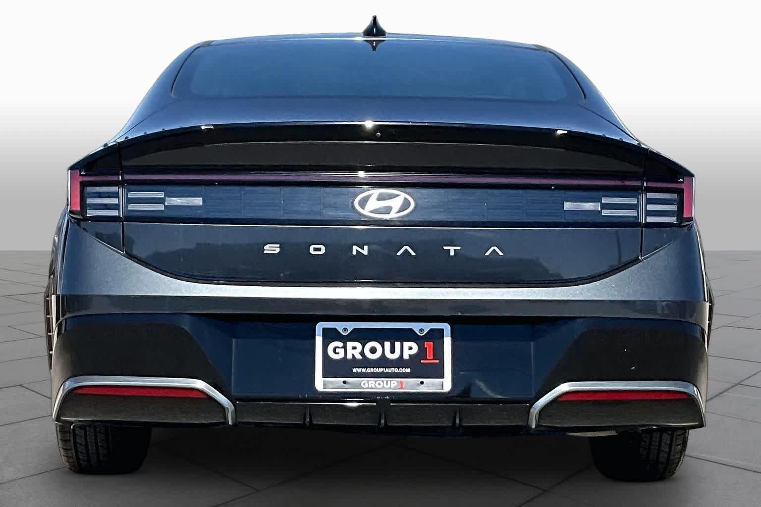 Used 2025 Hyundai Sonata SEL FWD image 5