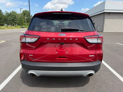 Used 2020 Ford Escape SE FWD image 5