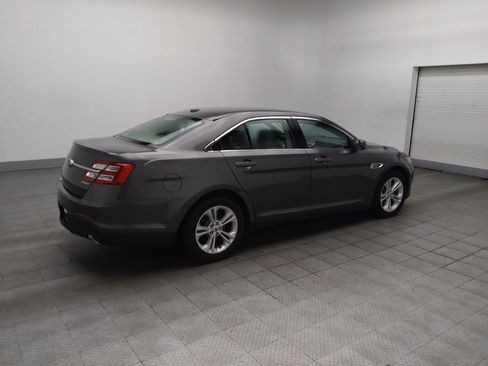Used 2015 Ford Taurus SE FWD image 10
