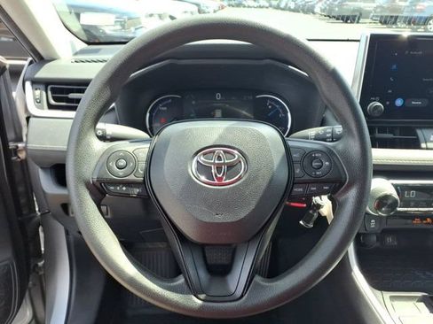 Used 2024 Toyota RAV4 LE AWD/4WD image 20