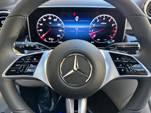 New 2026 Mercedes-Benz GLC 300 4MATIC image 21