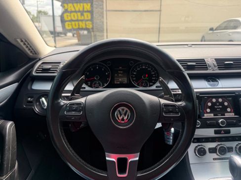 Used 2013 Volkswagen CC R-Line FWD image 31