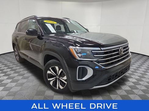 Used 2026 Volkswagen Atlas SE AWD/4WD image 3