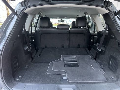 Used 2019 Nissan Pathfinder SL image 29