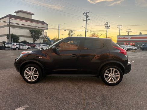 Used 2014 Nissan Juke S image 14