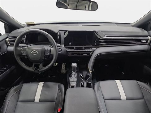 Certified 2025 Toyota Camry SE image 9