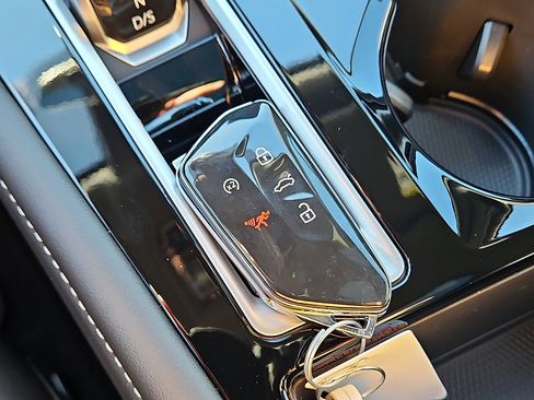 New 2026 Volkswagen Atlas Cross Sport SEL R-Line image 20