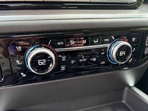 New 2026 GMC Sierra 1500 SLT AWD/4WD image 22