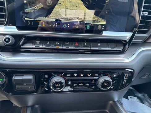 New 2026 Chevrolet Silverado 2500 High Country w/ High Country Premium Package AWD/4WD image 19