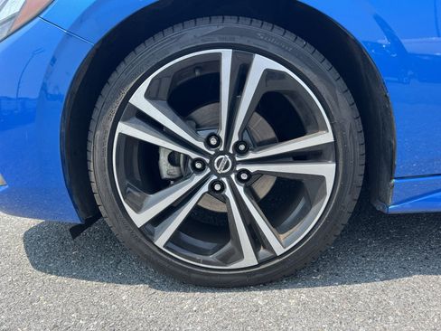 Used 2023 Nissan Sentra SR FWD image 12