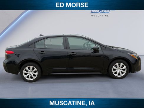 Used 2024 Toyota Corolla LE image 6