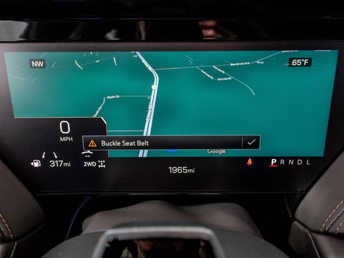 Used 2025 GMC Yukon AT4 w/ Premium Trailering Package image 29