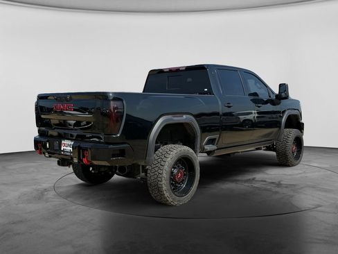 Used 2024 GMC Sierra 2500 AT4X AWD/4WD image 10