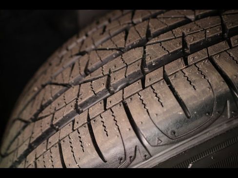 Used 2022 Jeep Cherokee Latitude Lux AWD/4WD image 22