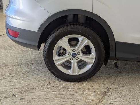 Used 2015 Ford Escape SE w/ Equipment Group 201A image 12