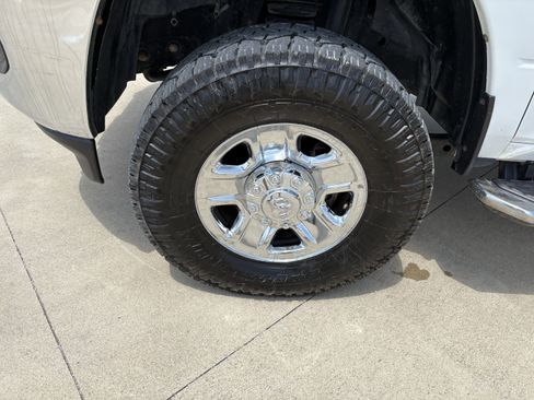 Used 2021 RAM 2500 Big Horn AWD/4WD image 11