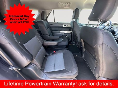 Used 2023 Ford Explorer XLT AWD/4WD image 23