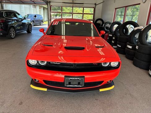 Used 2021 Dodge Challenger R/T Scat Pack w/ Dynamics Package RWD image 2