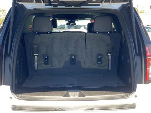 Used 2024 Chevrolet Tahoe LT image 30